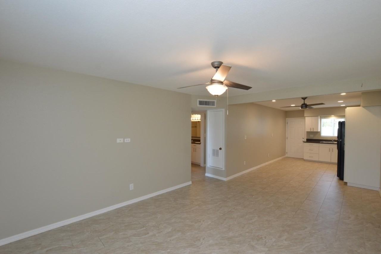 200 S Old Litchfield Rd #8 - Photo 6 of 17