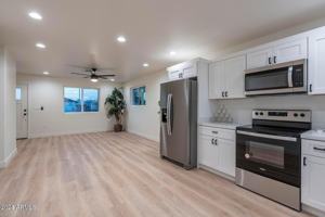 featured image of 1645 E Monroe St #A