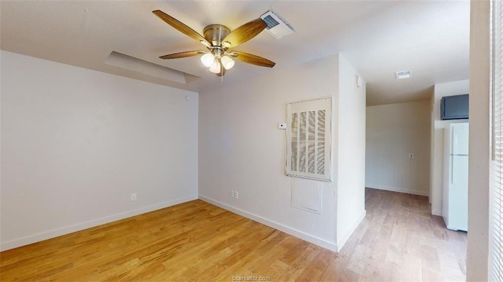 725 Peppertree Dr #13 - Photo 2 of 15