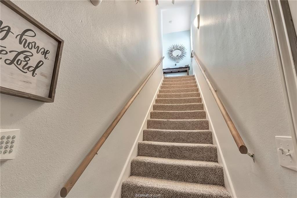 801 Luther St W #1401 - Photo 4 of 28