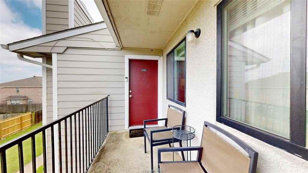 1901 Holleman Dr W #412 - Photo 2 of 19