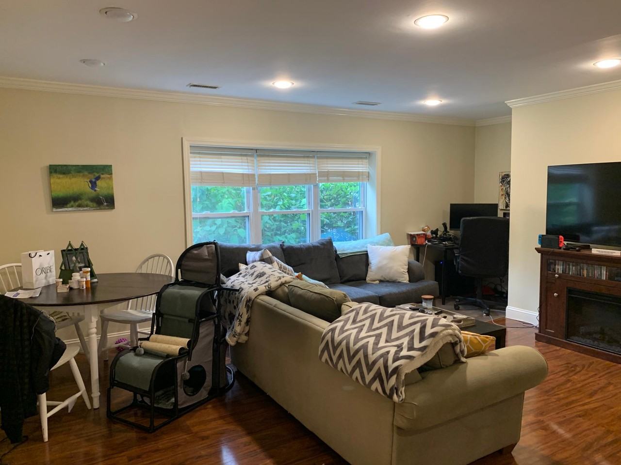 148 Newton St #1 - Photo 4 of 10