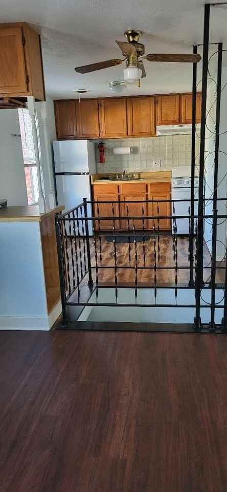 15 Corrigan St #15D - Photo 2 of 6