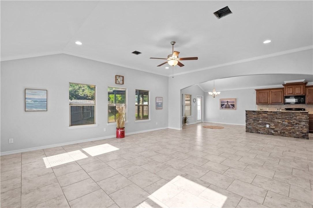 1126 Fallow Ln - Photo 5 of 35