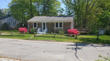 featured image of 66 Uncle Edwards Rd