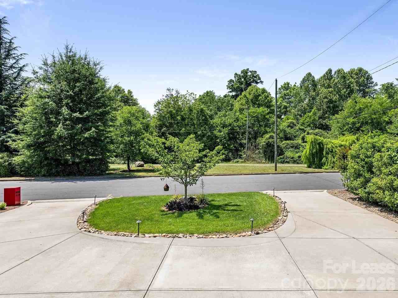 3239 Westfield Rd - Photo 5 of 46