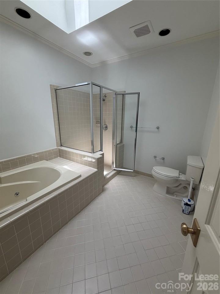 5906 Sharon Hills Rd - Photo 4 of 5