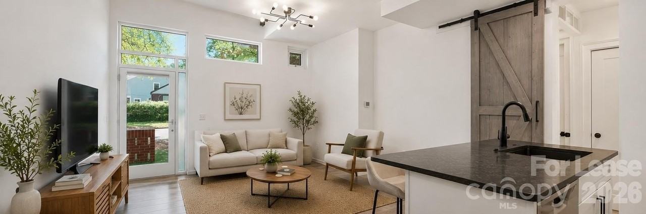 2088 Euclid Ave - Photo 5 of 14