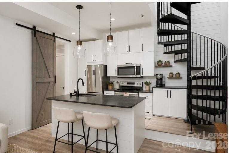 2088 Euclid Ave - Photo 6 of 14