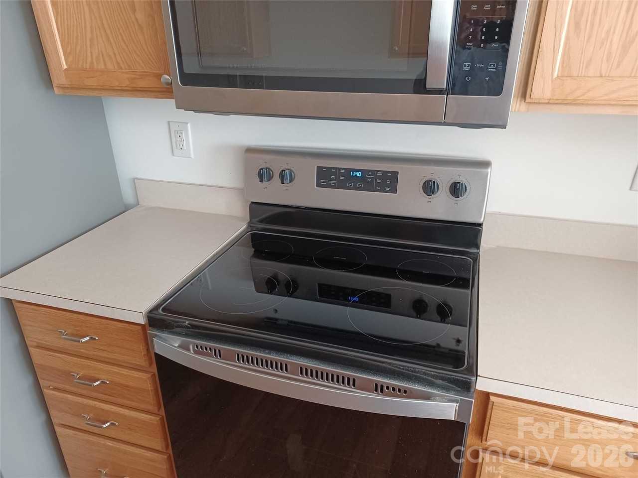 9572 Blossom Hill Dr - Photo 7 of 28