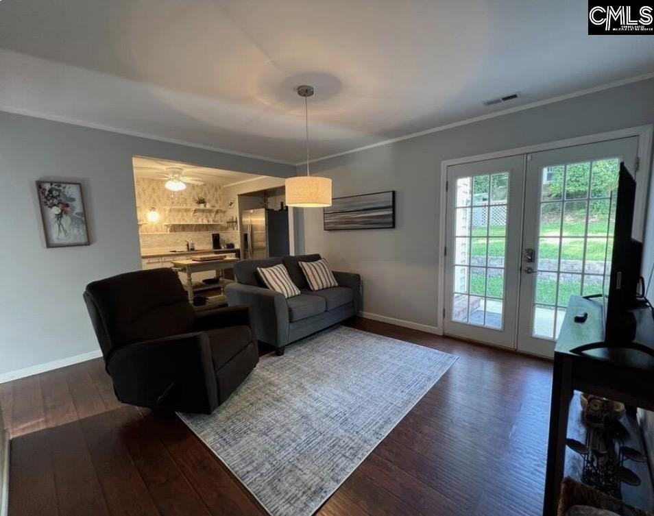 608 Elm Ave - Photo 4 of 12