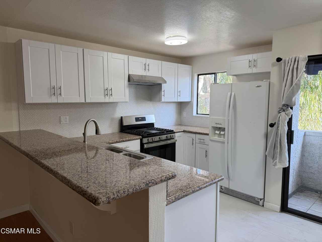 18530 Hatteras St #313