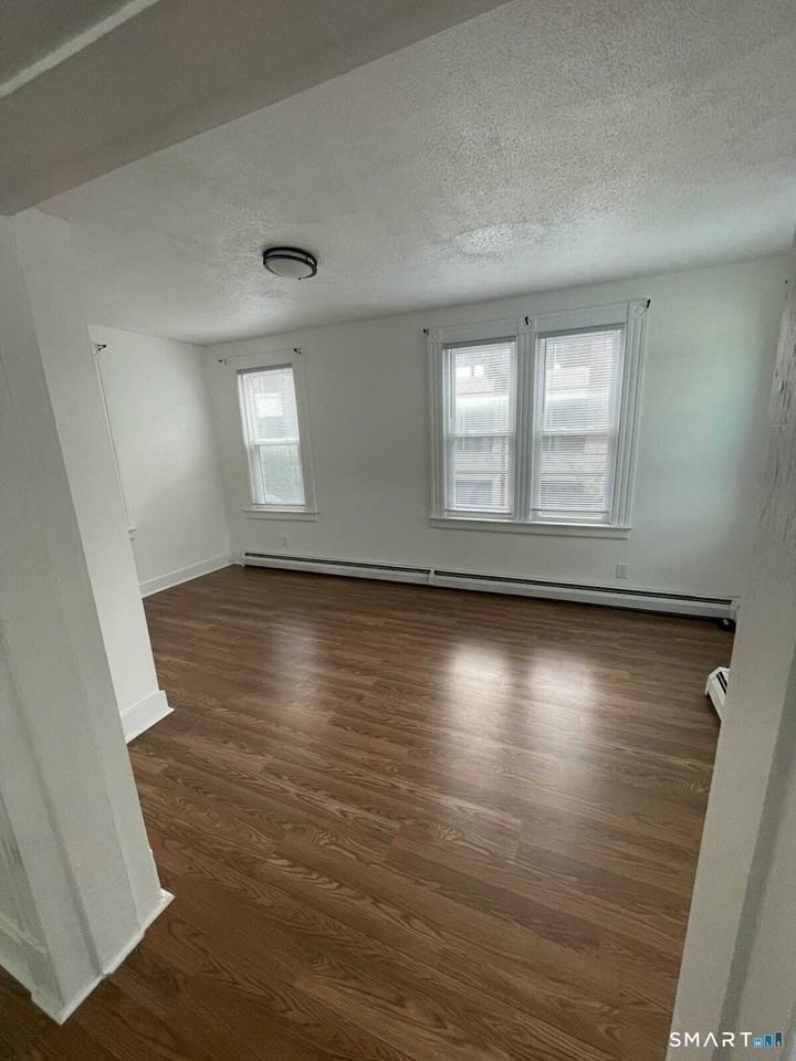 128 Bartholomew Ave - Photo 2 of 12