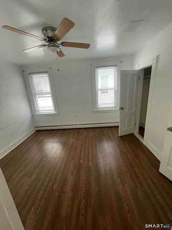 128 Bartholomew Ave - Photo 5 of 12