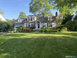 featured image of 51 Hawthorne Rd