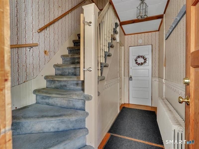 36 Britton Ave - Photo 3 of 18