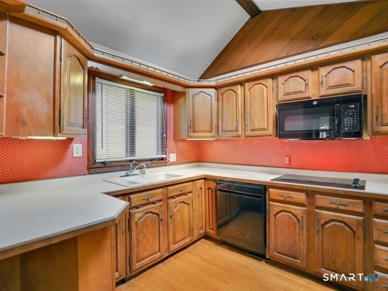 36 Britton Ave - Photo 6 of 18