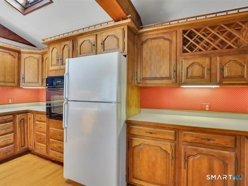 36 Britton Ave - Photo 7 of 18