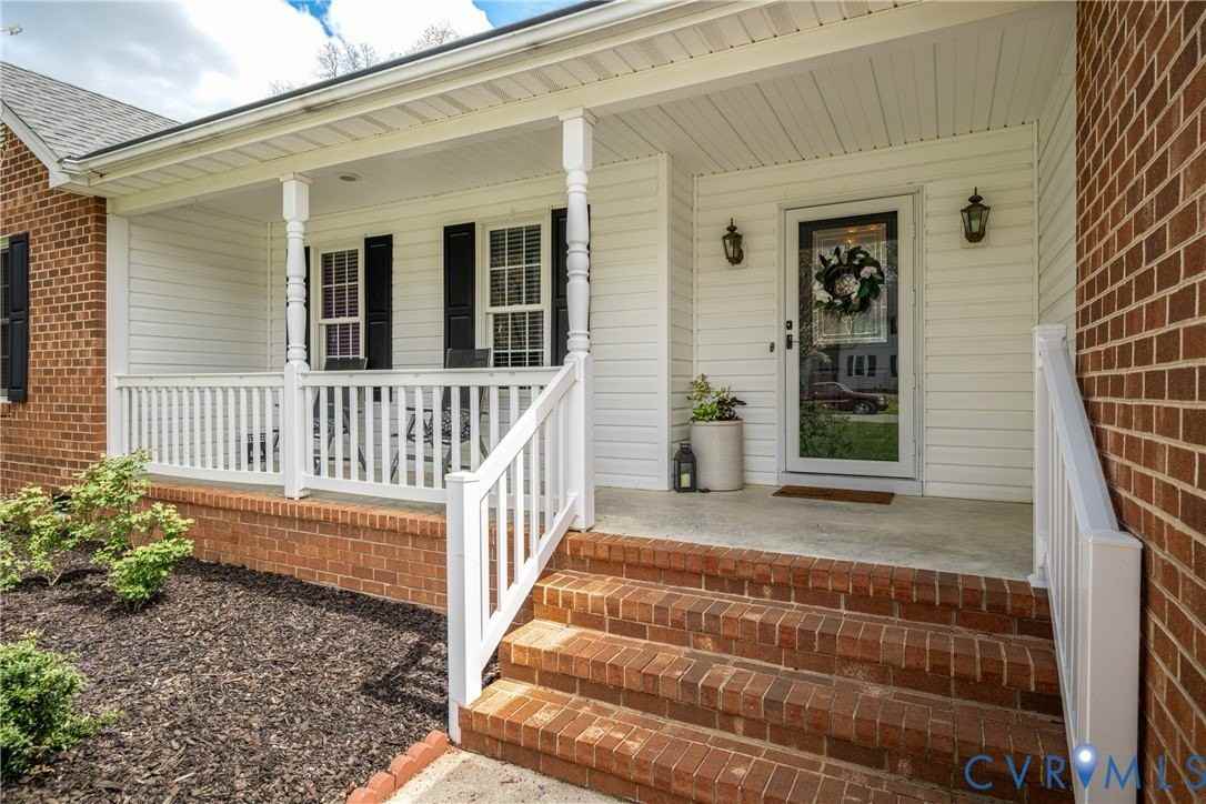 13209 Sir Scott Dr - Photo 4 of 46