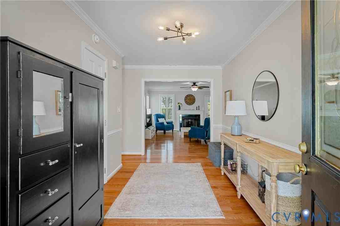 13209 Sir Scott Dr - Photo 6 of 46