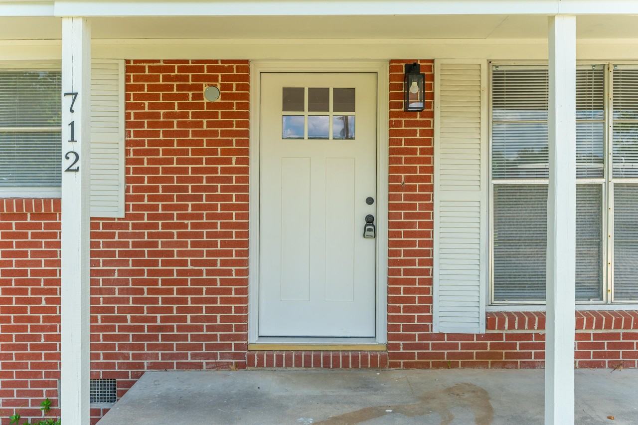 712 Bruce Ave - Photo 4 of 30