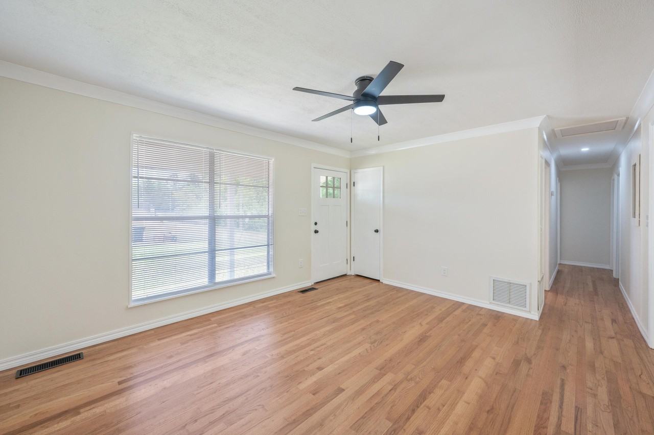 712 Bruce Ave - Photo 7 of 30
