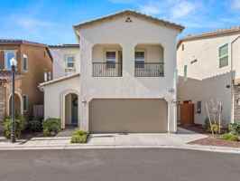 featured image of 827 Fir St W