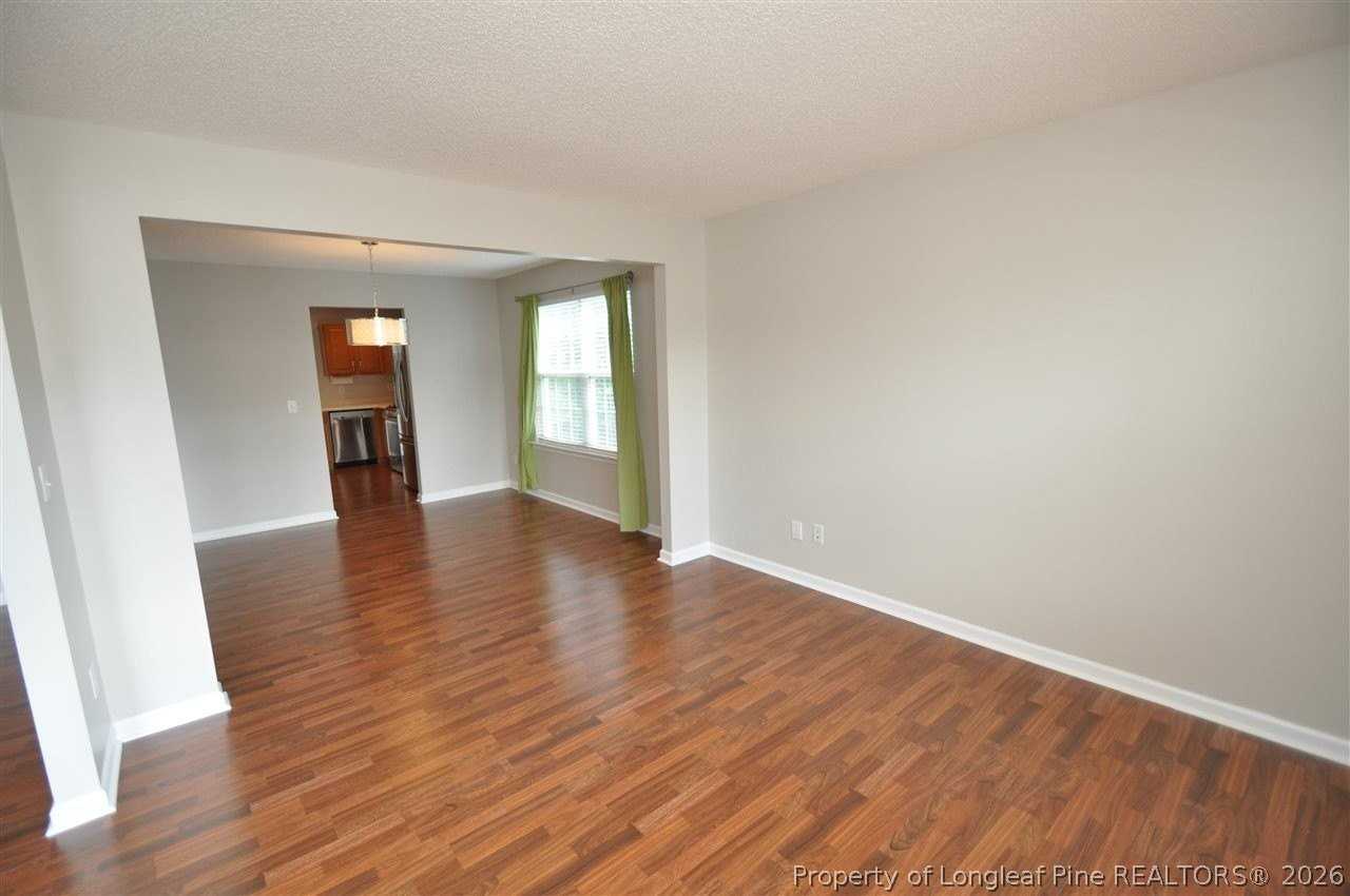 117 Tiverton Woods Dr - Photo 2 of 25