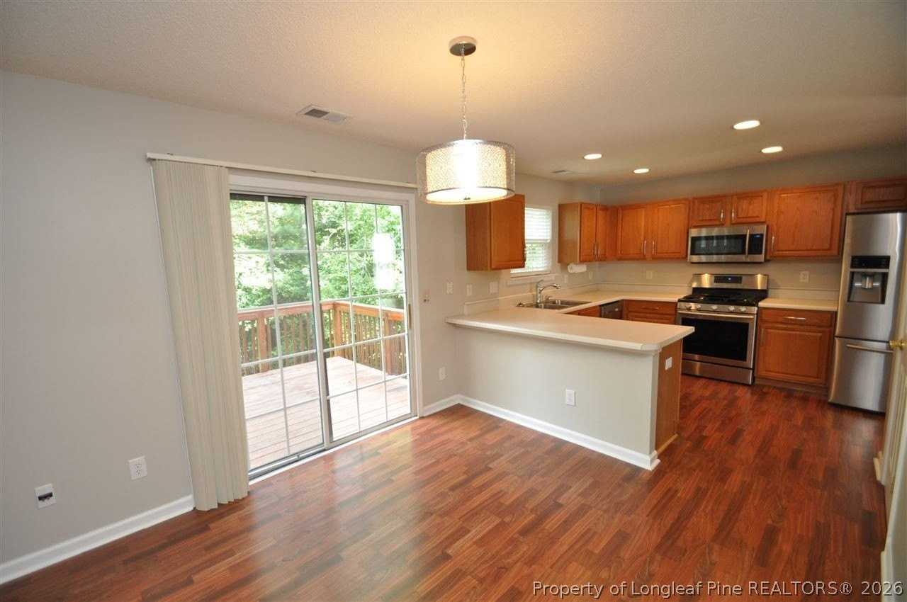 117 Tiverton Woods Dr - Photo 4 of 25