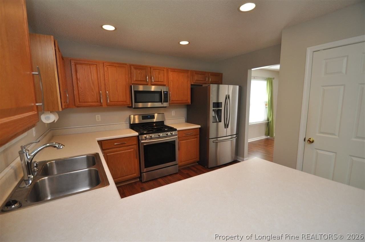 117 Tiverton Woods Dr - Photo 6 of 25