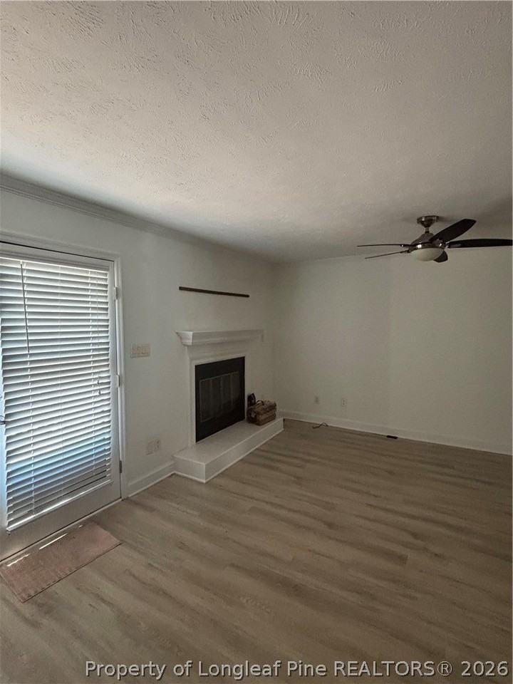 457 Lands End Rd - Photo 3 of 12