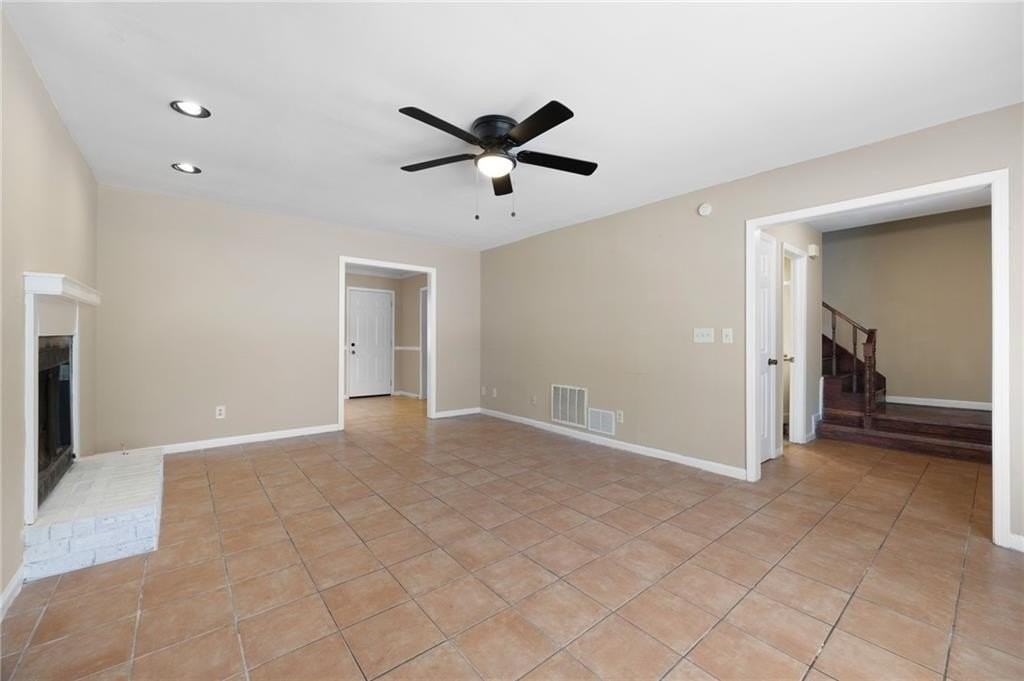 2898 Lakemont Dr Sw - Photo 3 of 25