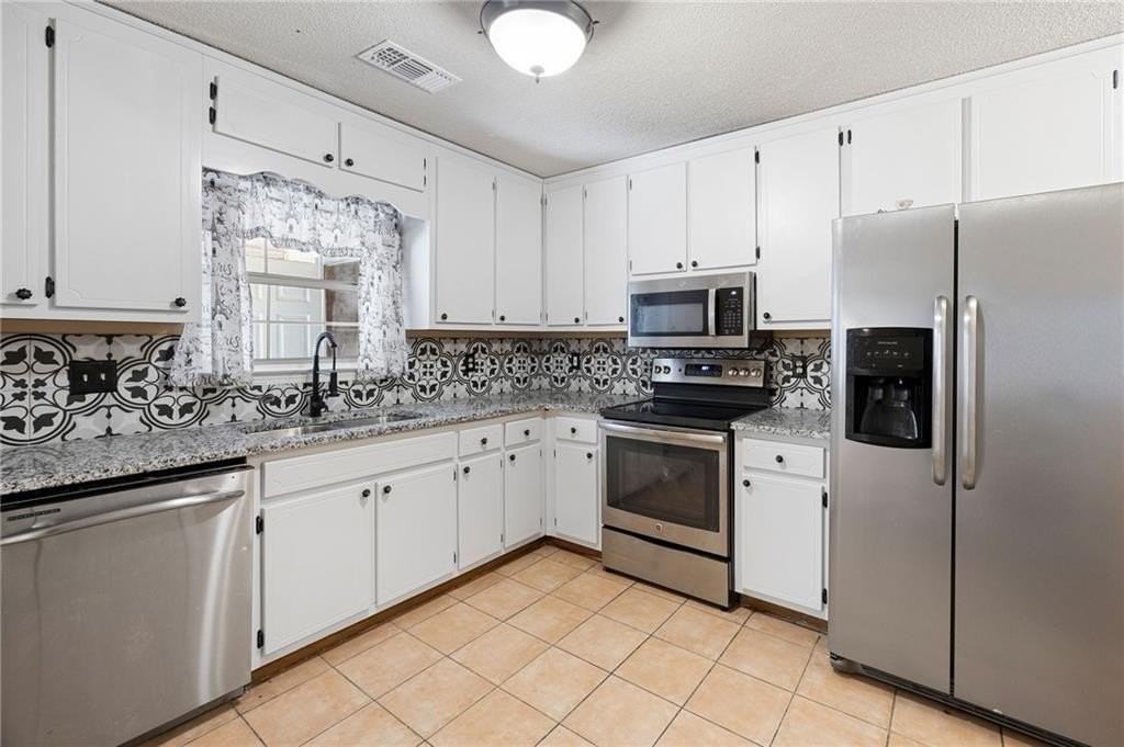 2898 Lakemont Dr Sw - Photo 6 of 25
