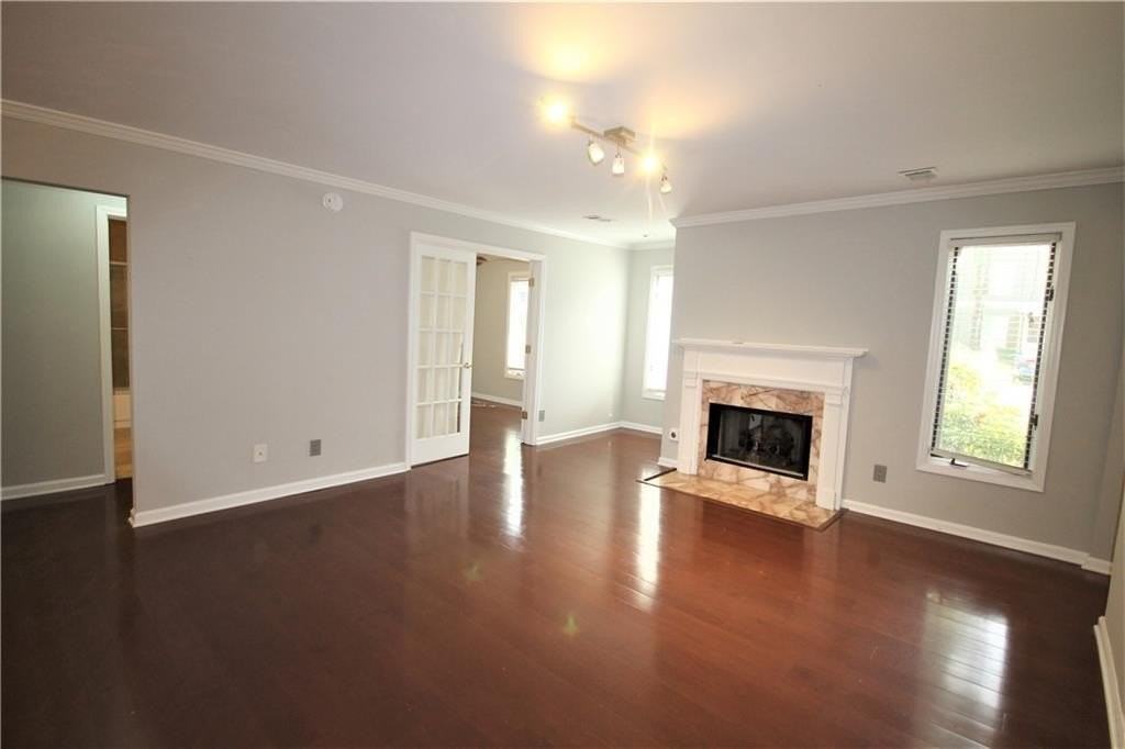 19 Brittany Way Ne - Photo 2 of 32