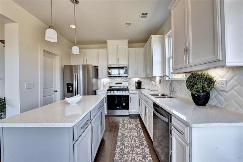 19 Caison Dr - Photo 6 of 21
