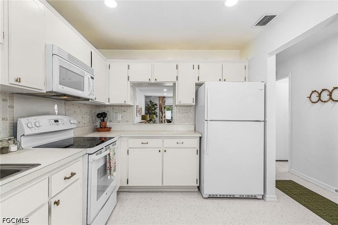 6731 Panther Ln #D6 - Photo 7 of 32