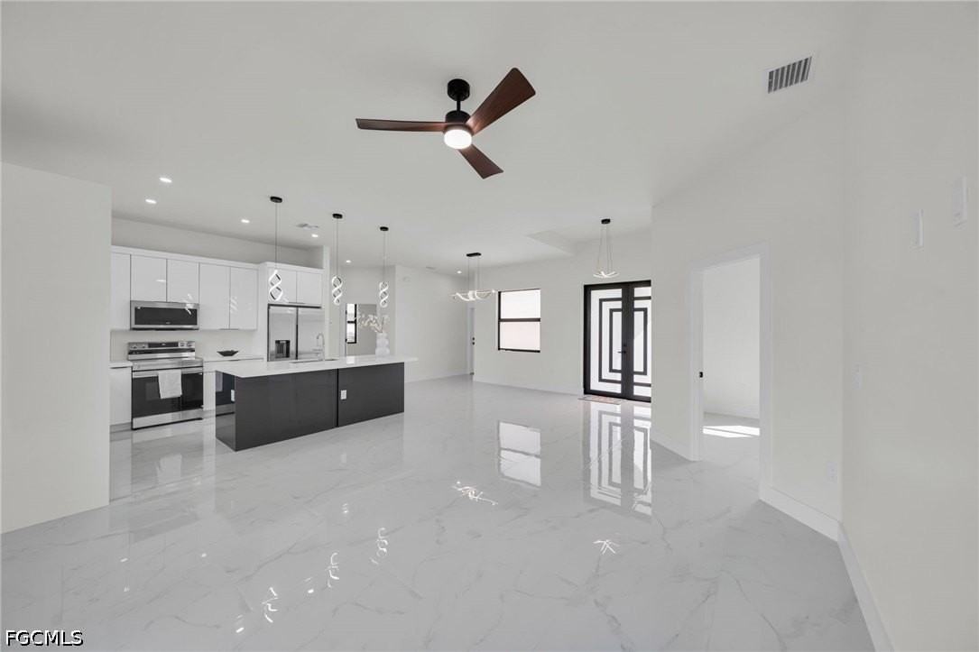 2903 Nw 3rd St - Photo 4 of 28