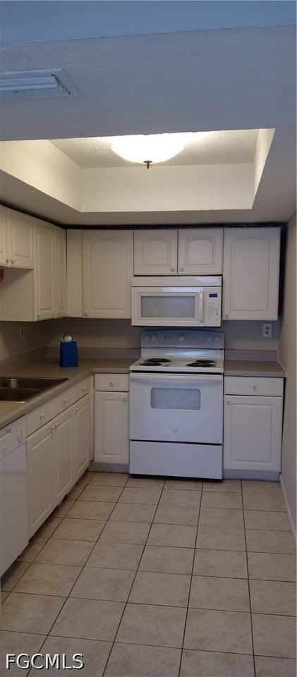 2135 Virginia Ave #11 - Photo 3 of 14