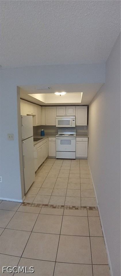 2135 Virginia Ave #11 - Photo 5 of 14