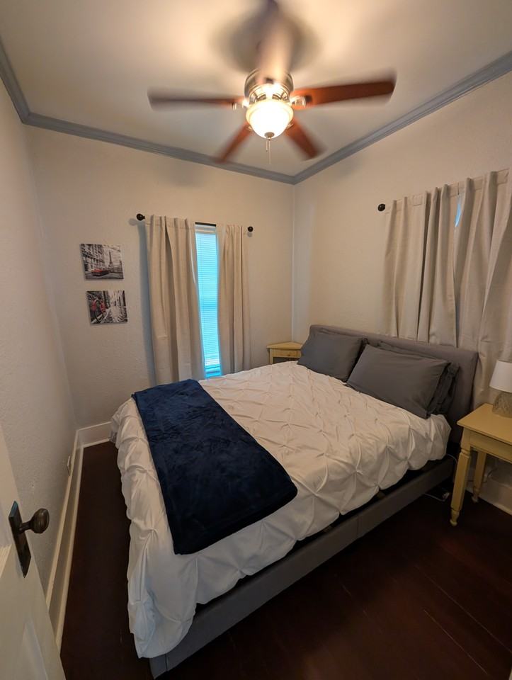 1206 Sw Plass Ave #1 - Photo 4 of 19