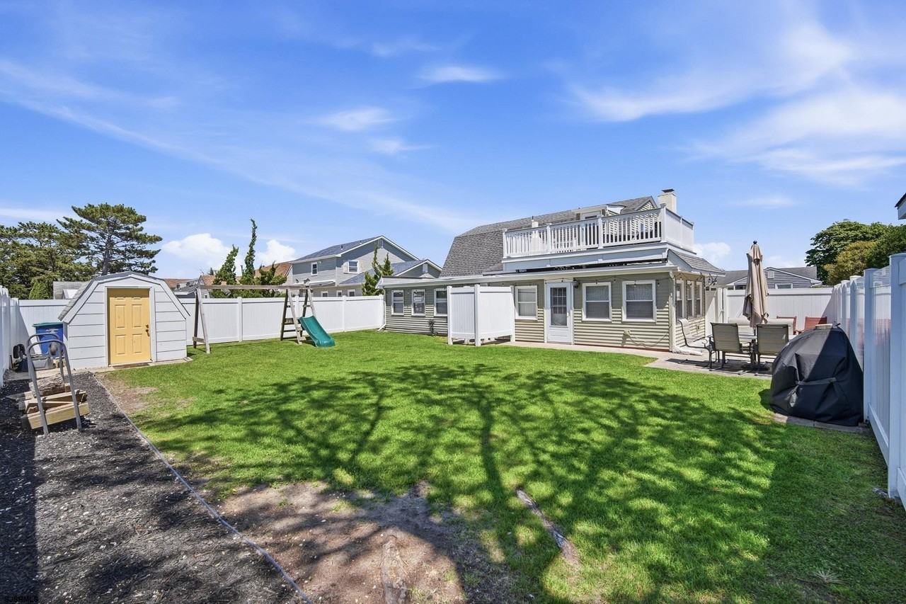 4417 Privateer Rd - Photo 2 of 25