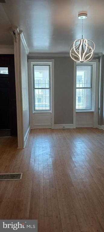 607 N 33rd St - Photo 3 of 25