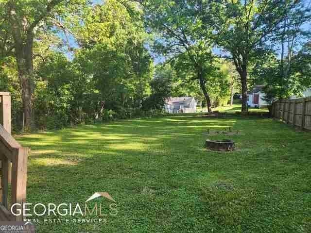 2577 Eastwood Dr - Photo 3 of 19
