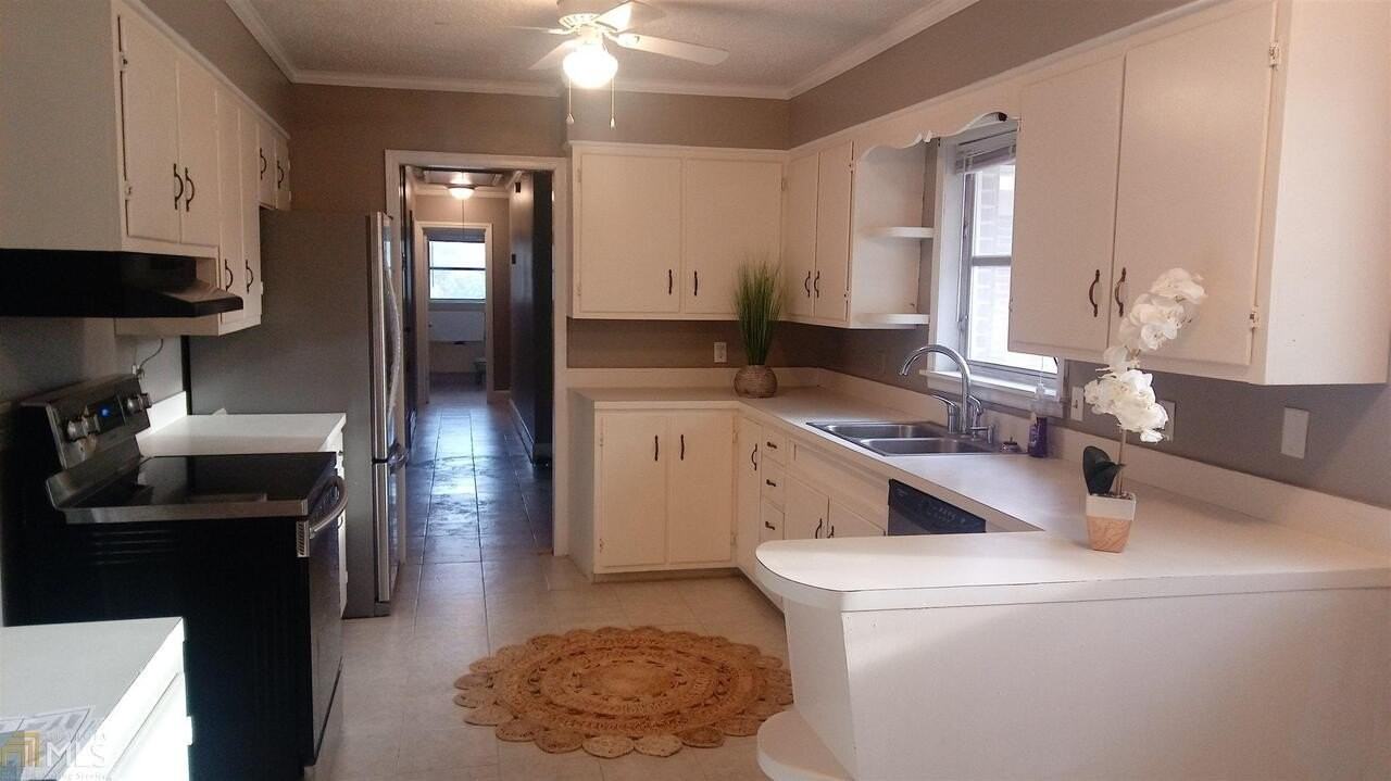 203 Walnut Dr - Photo 4 of 6