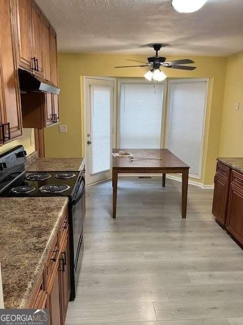 7157 Williamsburg Dr - Photo 3 of 26