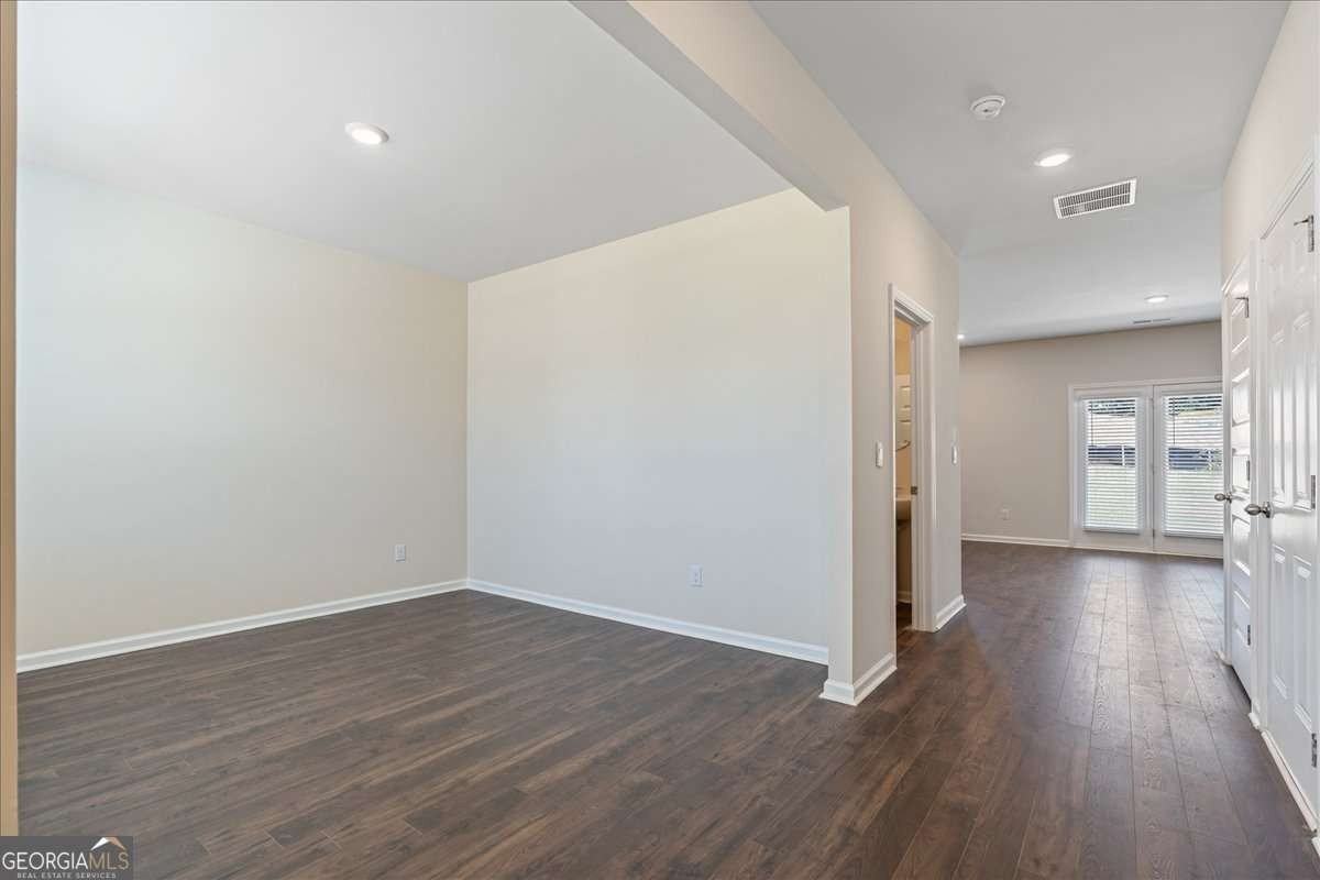 1508 Brangus Dr - Photo 3 of 39