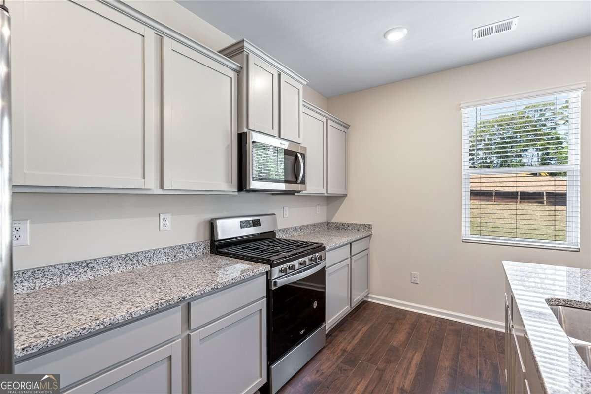 1508 Brangus Dr - Photo 7 of 39