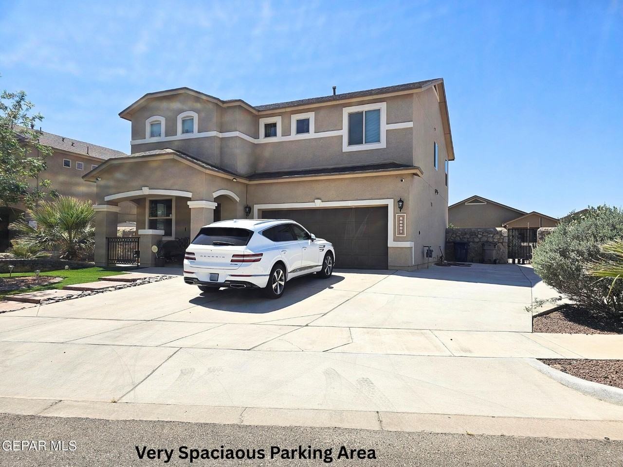 14446 Jasmin Maribel Dr - Photo 2 of 29