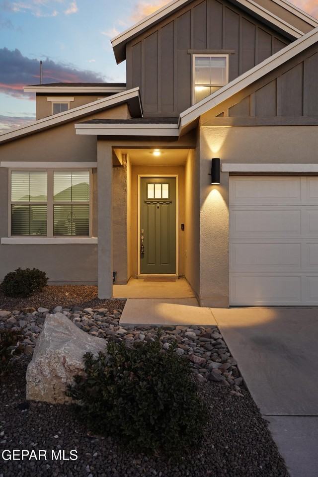 1048 Nepal Sky St - Photo 3 of 43