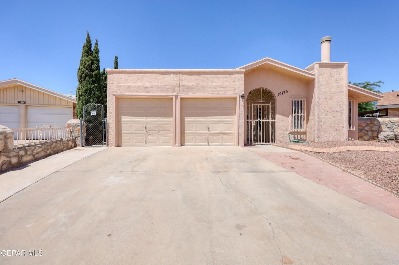 10125 Racoon Dr - Photo 4 of 29